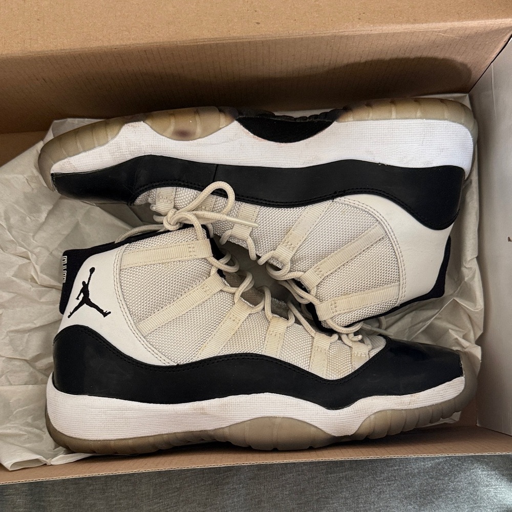 Nike Air Jordan 11 Retro “Concord” Sneakers Size 6Y